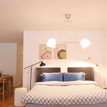 In Swiss Home - Marktplatz Spalenberg Loft Basel Exteriör bild